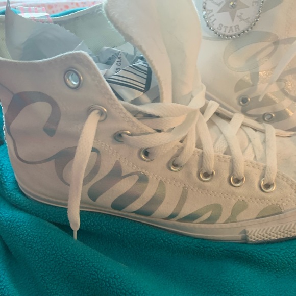 Custom Converses - Picture 3 of 8